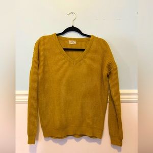 Poof Apparel, Size S, warm color fall sweater